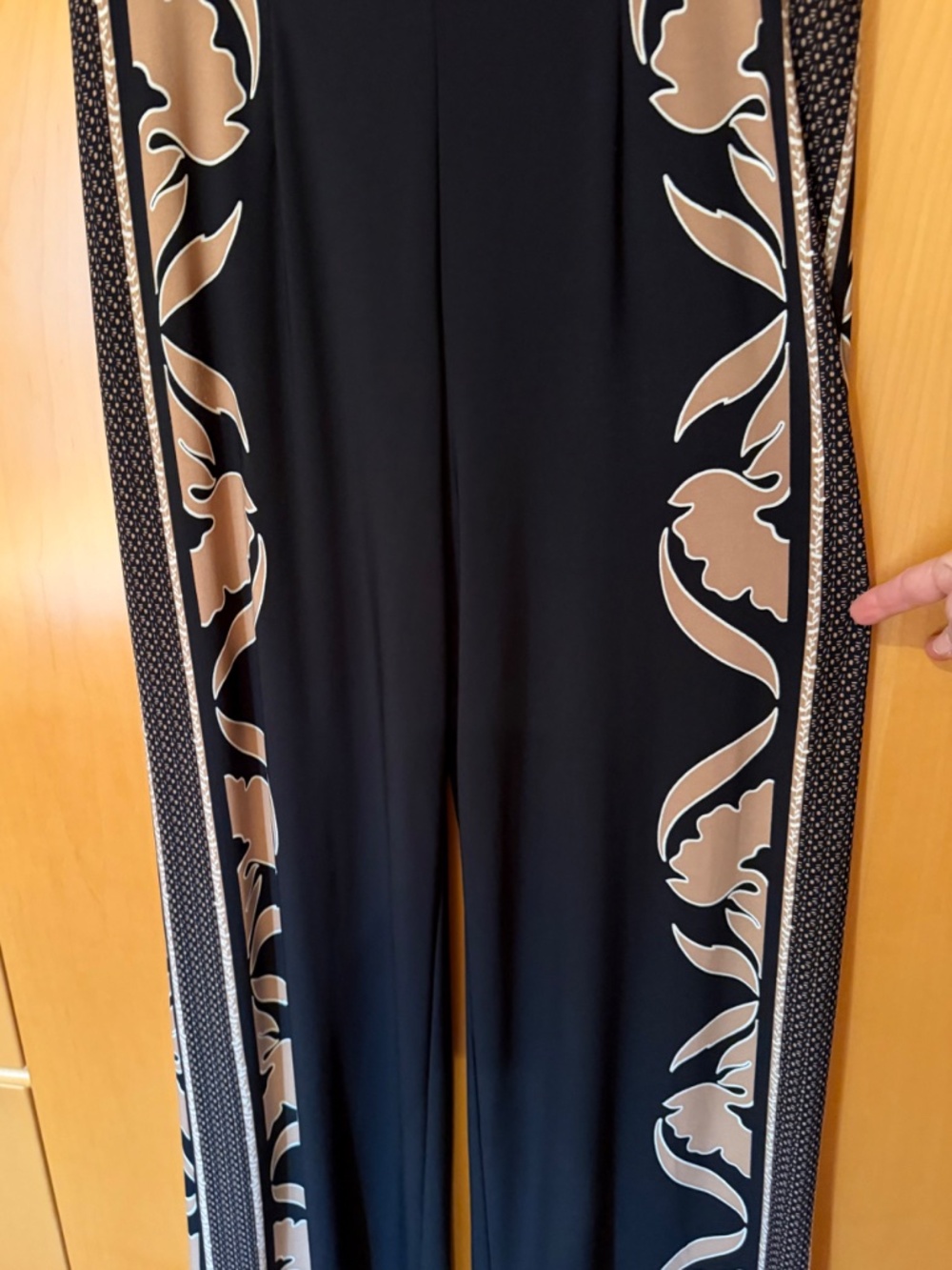 White House Black Market Wide Leg Pull-On Pants Sz S Floral Stripe - Picture 3 of 6